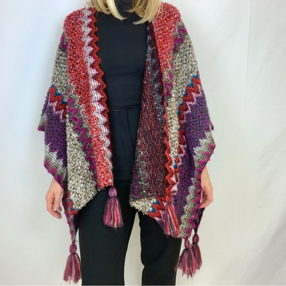 Ellie Kate Sweater Poncho Cape - Picture 13 of 15